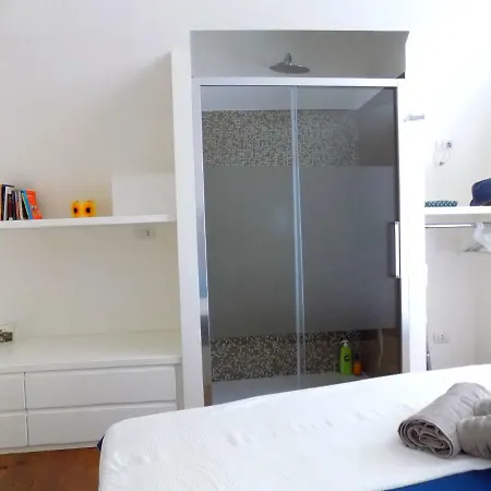 San Gregorio House 아파트